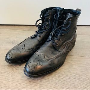 H by Hudson of London Men’s distressed Laceup boot